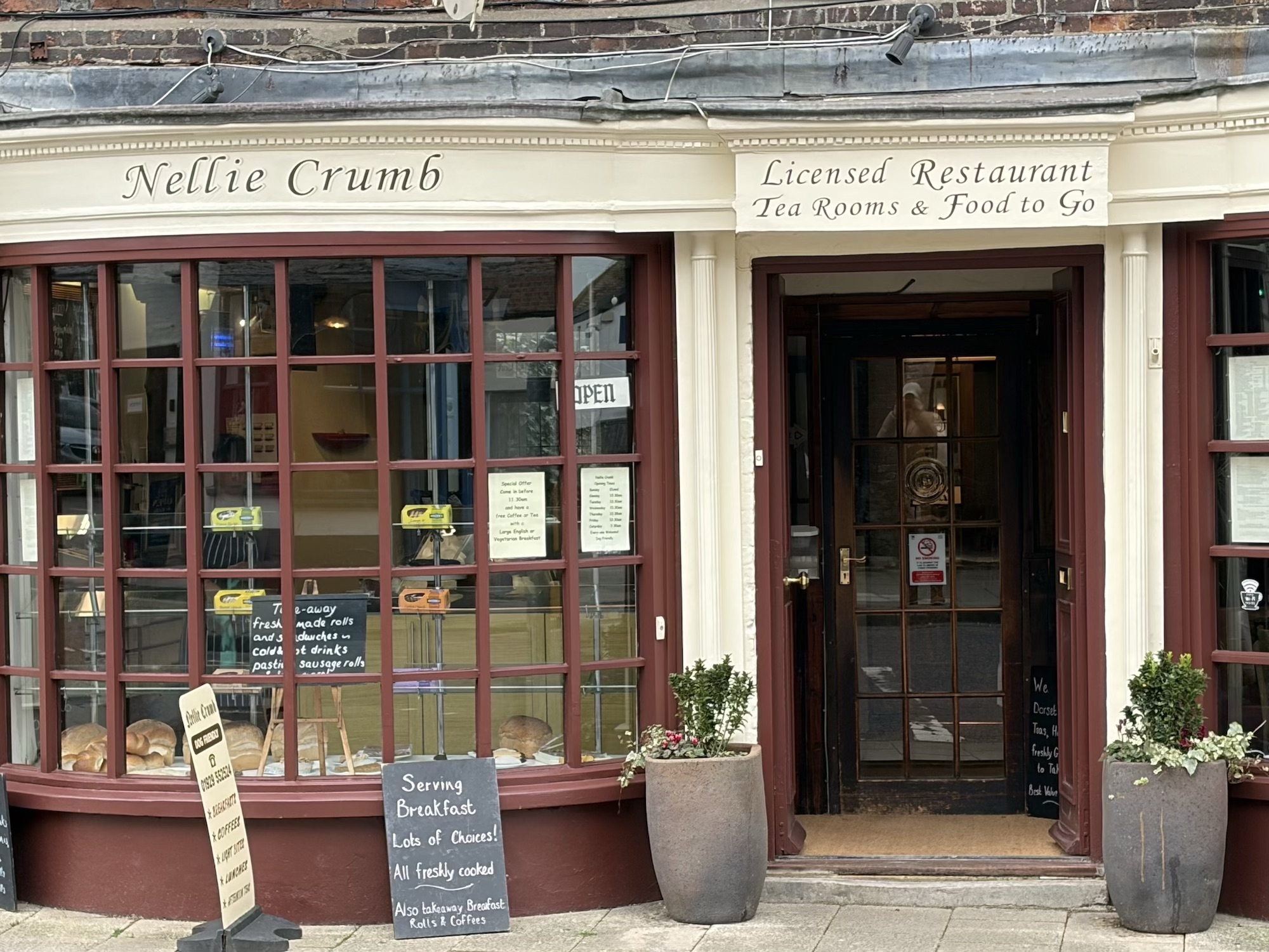 Nellie Crumb